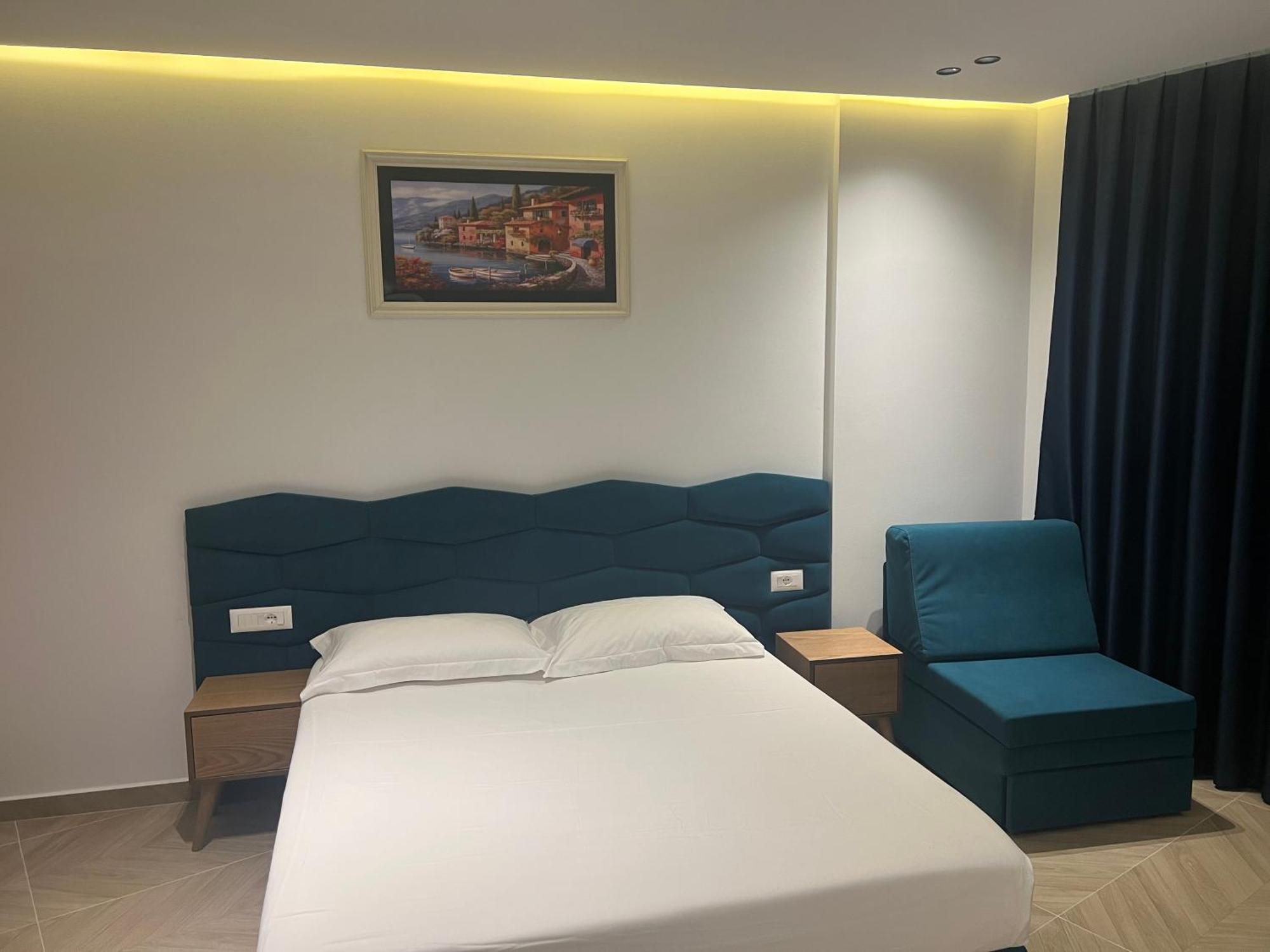 Agimi Hotel Ksamil Esterno foto