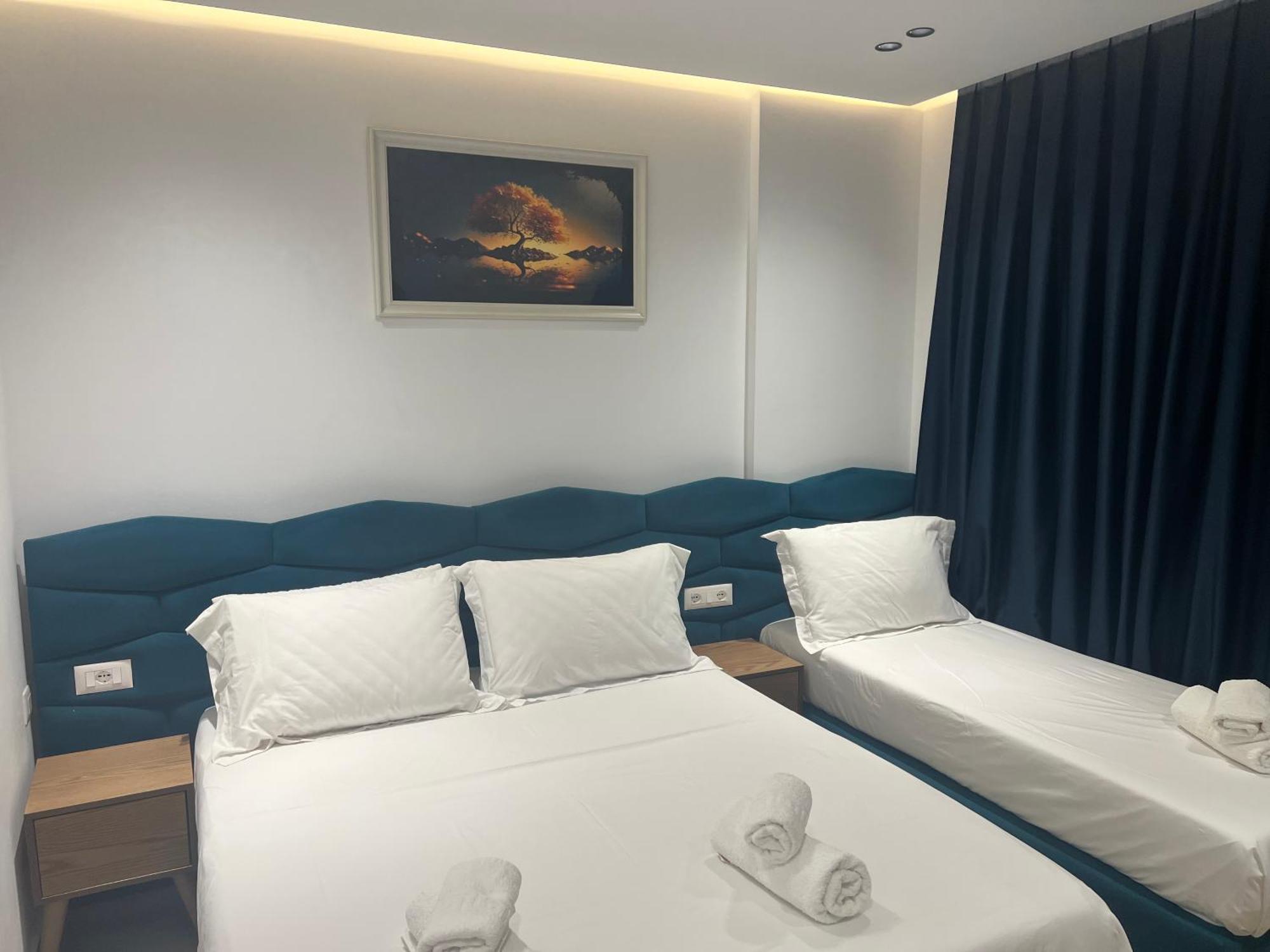 Agimi Hotel Ksamil Esterno foto