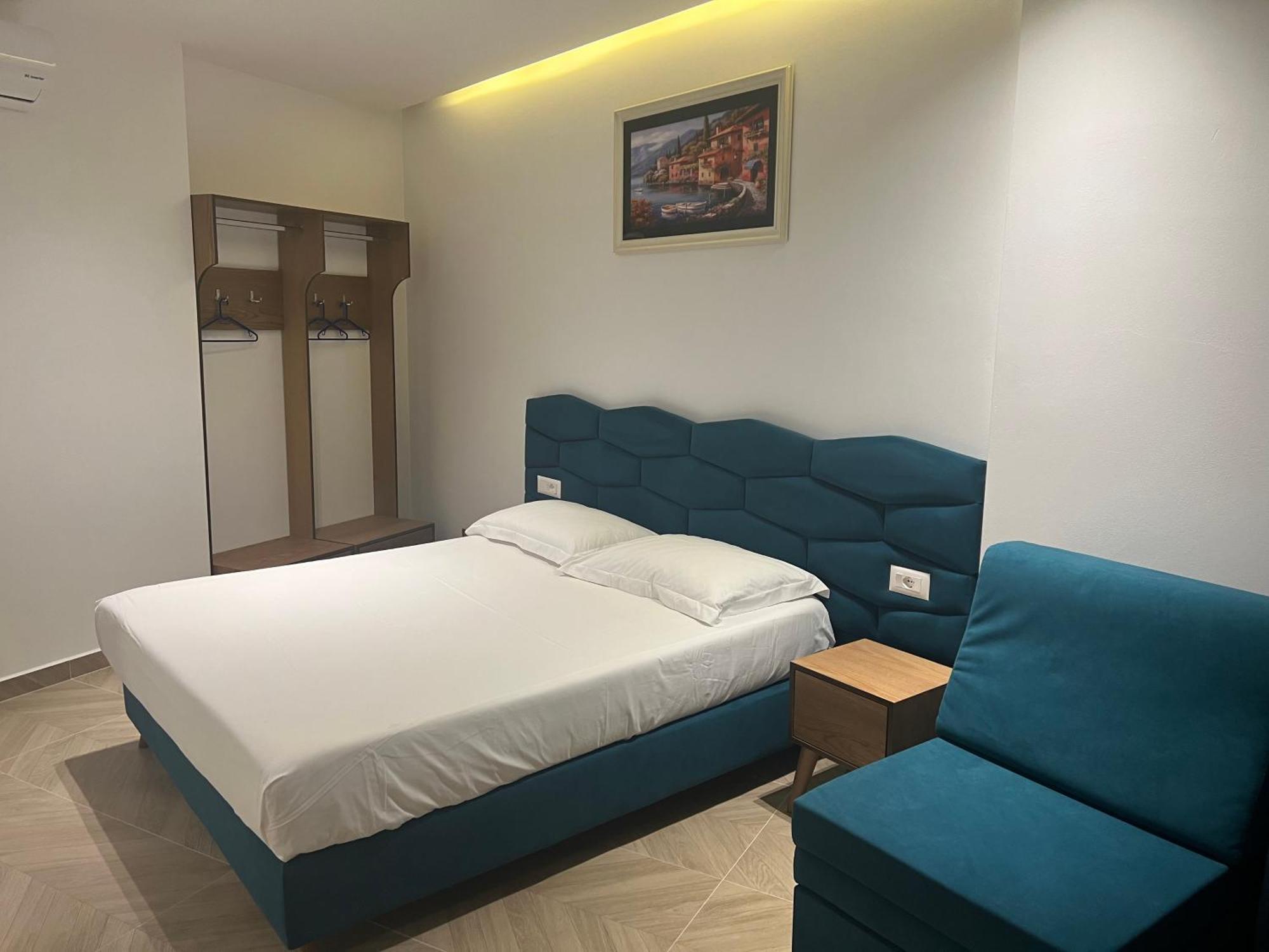 Agimi Hotel Ksamil Esterno foto