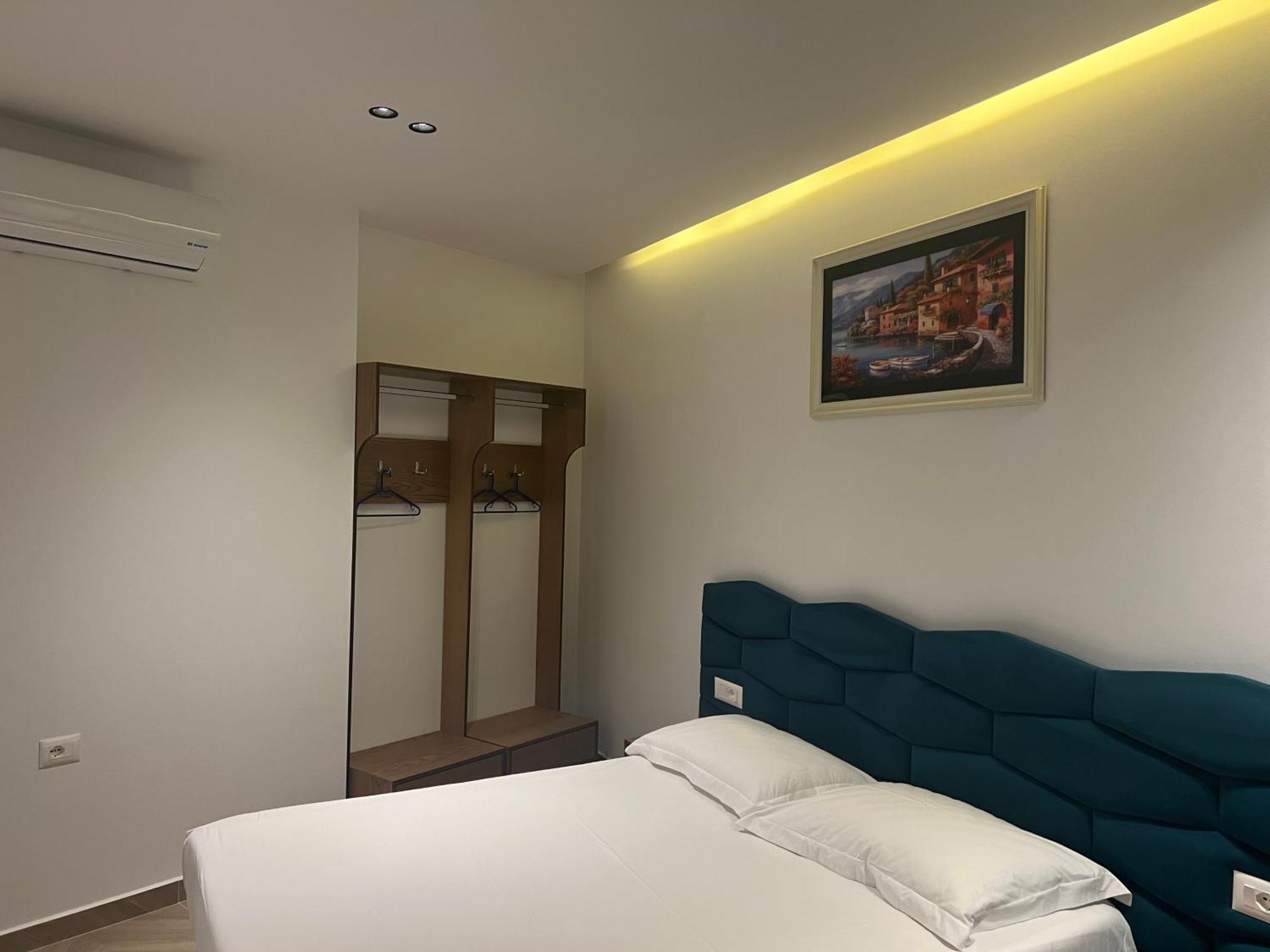 Agimi Hotel Ksamil Esterno foto