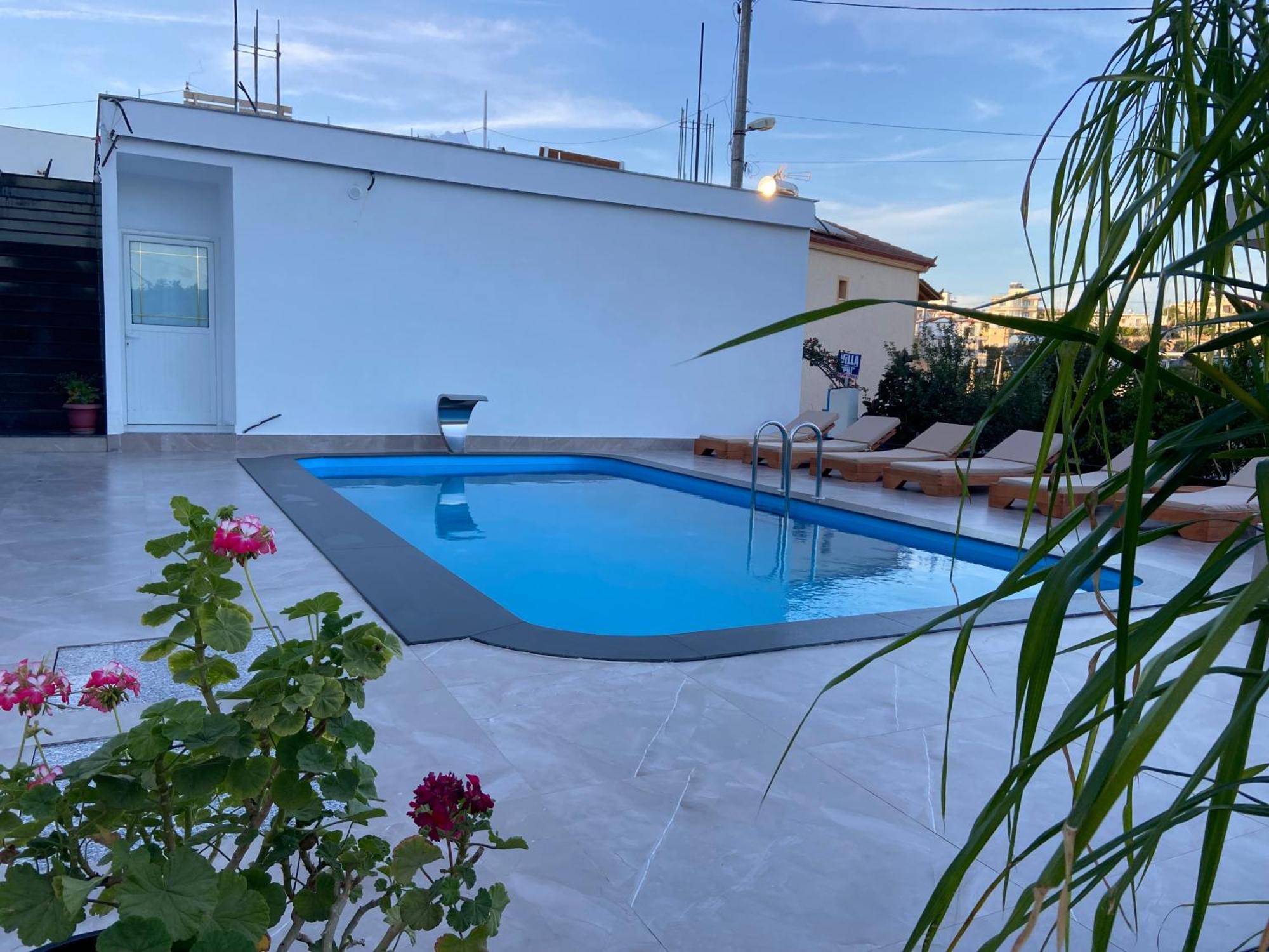 Agimi Hotel Ksamil Esterno foto